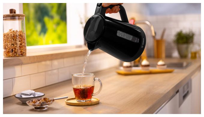 1,7 l Wasserkocher 2400 W  TWK1M123 MyMoment (Schwarz) 