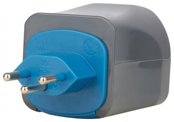Weltreisestecker geerdet 