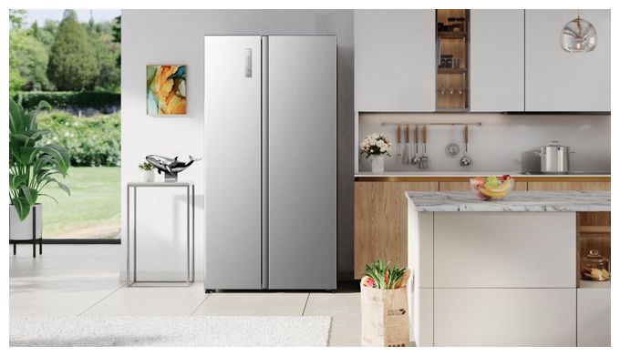 Side-by-Side Kühl-/ Gefrierkombination 347 l / 197 l 318 kWh NoFrost 1786 mm x 911 mm  RS3P558NEIE (Grau, Edelstahl) 