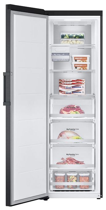 324 l / Kühlschrank freistehend EEK: D 211 kWh Jahr NoFrost  GFM61MCCSF (Schwarz) 