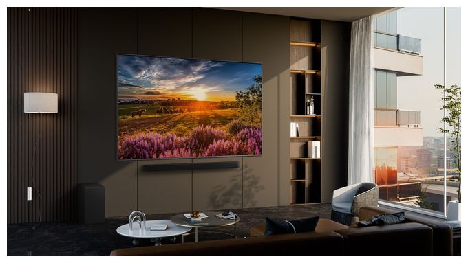 QLED 127 cm (50 Zoll) Fernseher 4K Ultra HD VESA 200 x 200 mm  GQ50Q80DAT (Silber) 