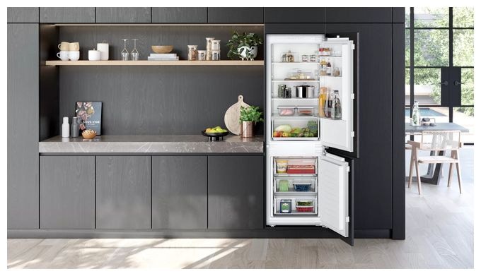 184 l / 76 l 177,5 cm Einbau Kühl-/Gefrierkombination 234 kWh NoFrost iQ100 KI86NNFE0 