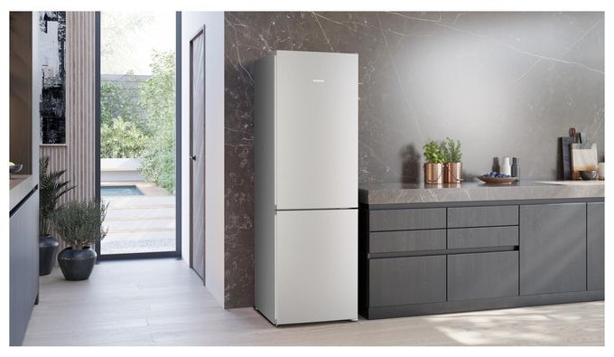 218 l / 103 l Kühl-Gefrierkombi freistehend NoFrost 127 kWh Jahr  iQ300 KG36NVIBG (Gebürsteter Stahl) 