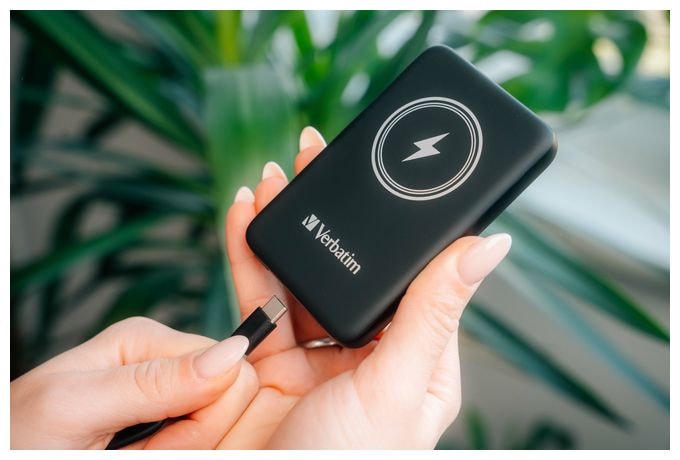 5000 mAh Powerbank USB Typ-C Kabelloses Laden  Charge 'n' Go (Schwarz) 